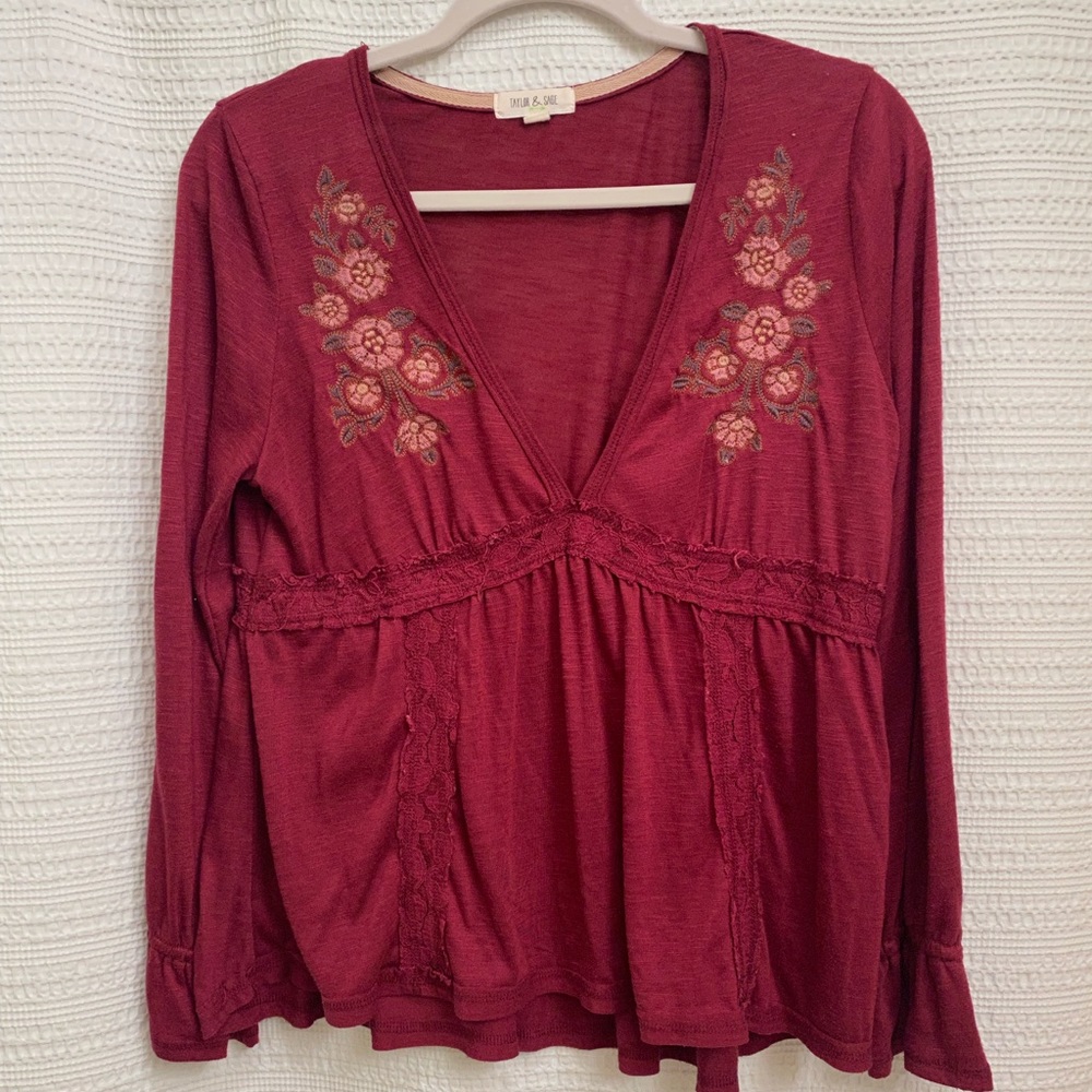 Taylor & Sage Embroidered Top